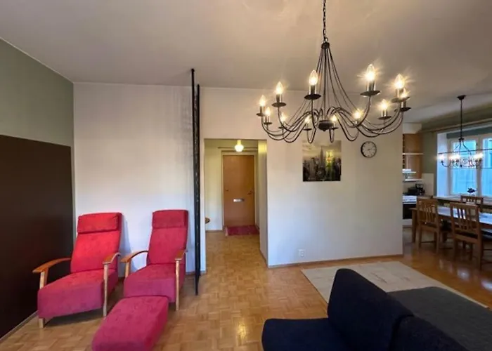 Idyllinen Kaksio Keskustassa. Апартаменты Коккола